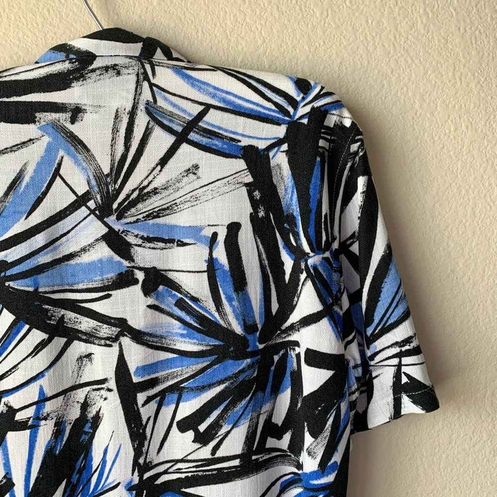 Zara Relaxed Fit Short Sleeve Button-Up Shirt   Blue and Black Palm Print Size S - Picture 9 of 15